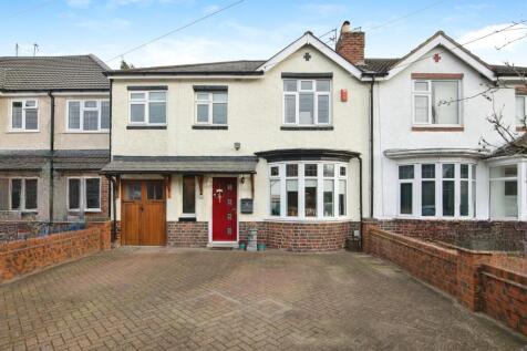 4 bedroom semi-detached house for sale