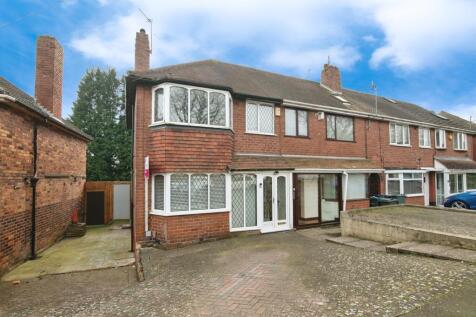 3 bedroom end of terrace house for sale