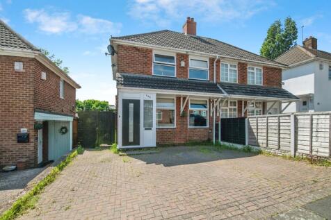 2 bedroom semi-detached house for sale