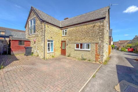 2 bedroom cottage for sale