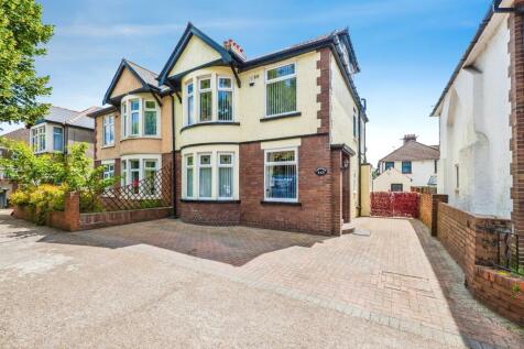 4 bedroom semi-detached house for sale