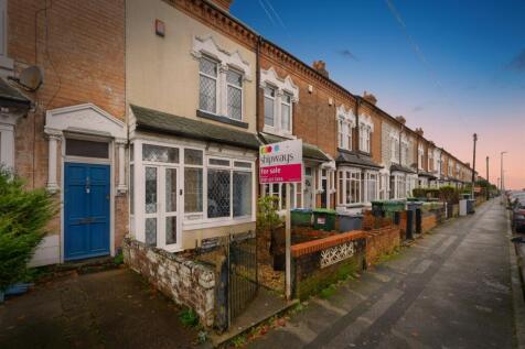 2 bedroom terraced house for sale