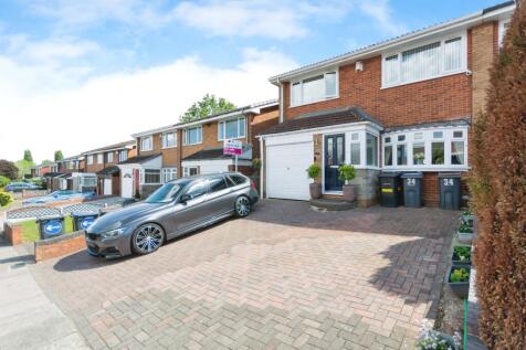 3 bedroom semi-detached house for sale