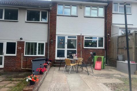 3 bedroom terraced house for sale