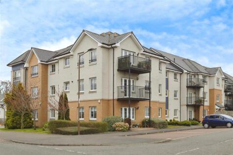 2 bedroom ground floor flat for sale