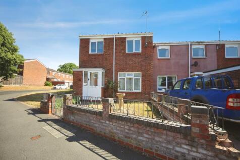 3 bedroom end of terrace house for sale