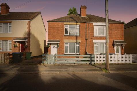 2 bedroom semi-detached house for sale