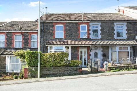 4 bedroom town house for sale