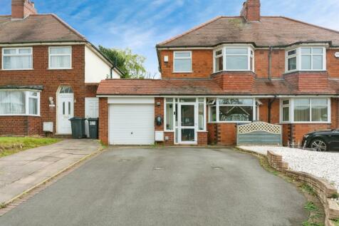 3 bedroom semi-detached house for sale