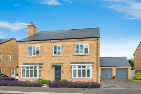 5 bedroom detached house for sale