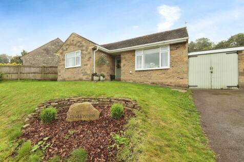 2 bedroom detached bungalow for sale