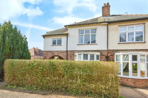 4 bedroom semi-detached house for sale