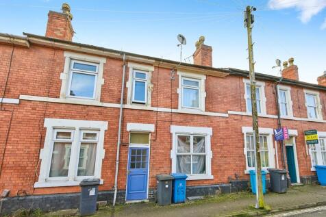 5 bedroom terraced house for sale