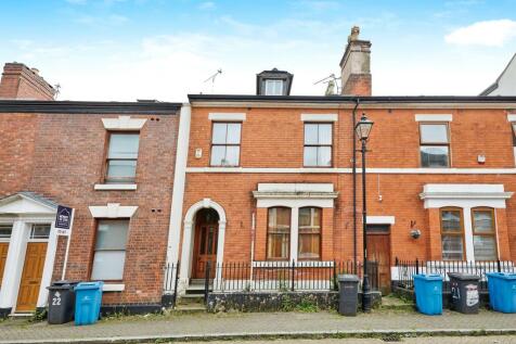 5 bedroom terraced house for sale