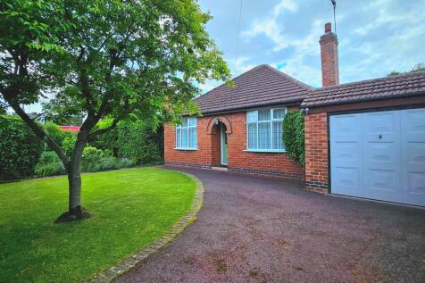 2 bedroom detached bungalow for sale