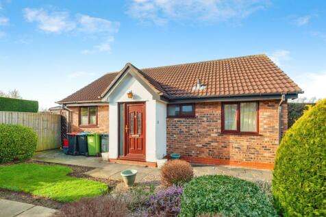 2 bedroom detached bungalow for sale