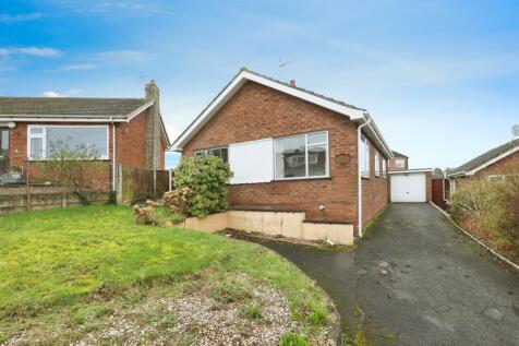 2 bedroom detached bungalow for sale