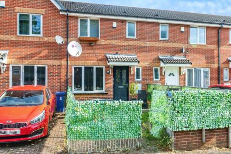 3 bedroom terraced house for sale