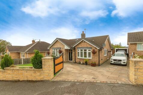 2 bedroom detached bungalow for sale