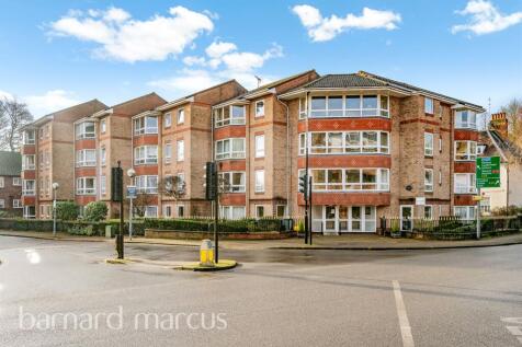 Studio flat for sale