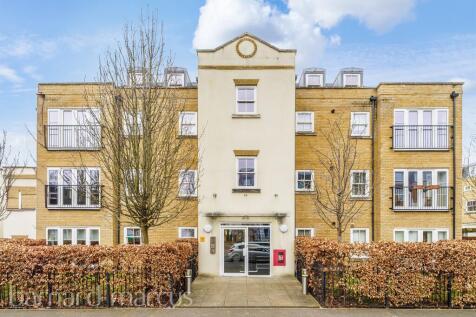 1 bedroom flat for sale