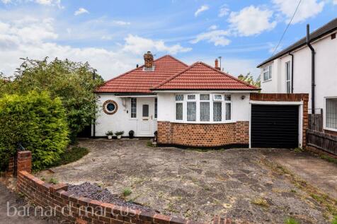 3 bedroom detached bungalow for sale