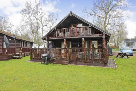 3 bedroom lodge for sale