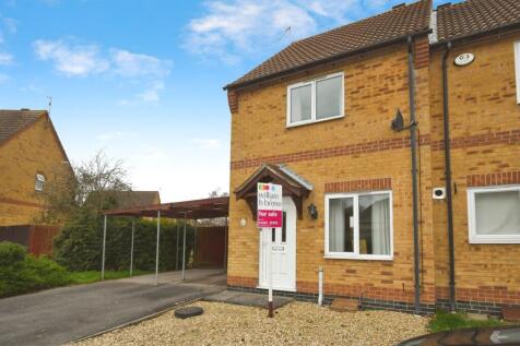 2 bedroom semi-detached house for sale