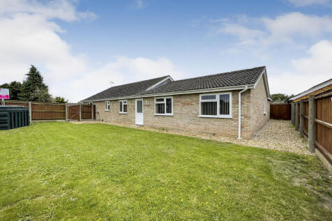 5 bedroom detached bungalow for sale