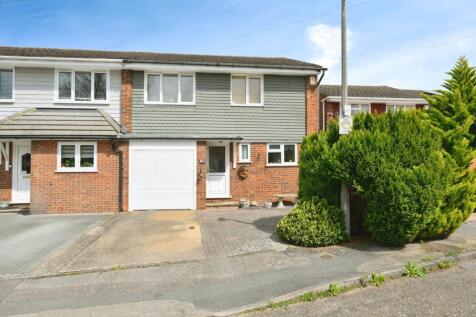 4 bedroom semi-detached house for sale
