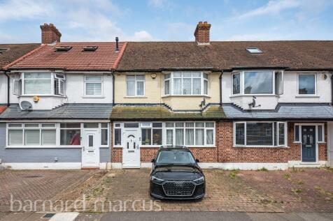 3 bedroom terraced house for sale