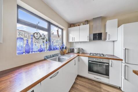 1 bedroom flat for sale