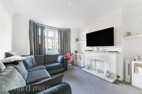 2 bedroom maisonette for sale