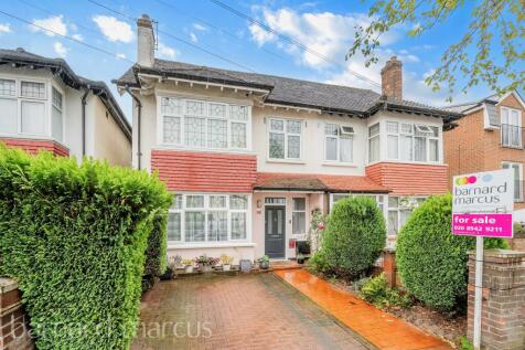 5 bedroom semi-detached house for sale