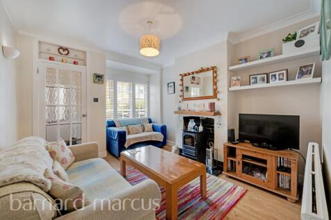 2 bedroom semi-detached house for sale