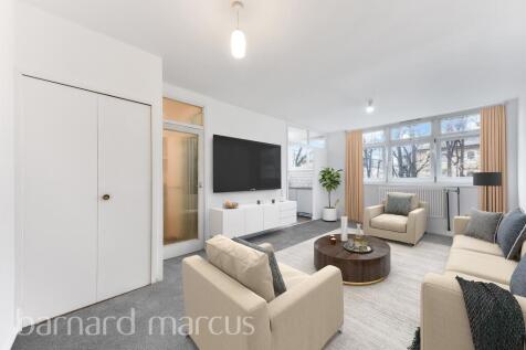 Studio flat for sale