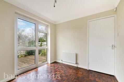 4 bedroom town house for sale