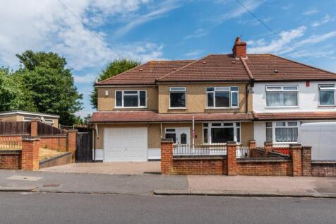 4 bedroom semi-detached house for sale