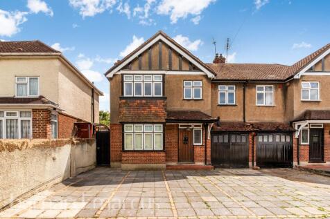 4 bedroom semi-detached house for sale