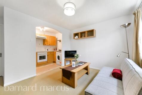 1 bedroom maisonette for sale