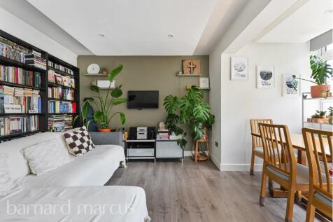 3 bedroom flat for sale