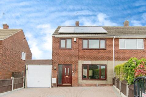 3 bedroom semi-detached house for sale