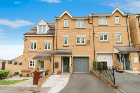 4 bedroom terraced house for sale