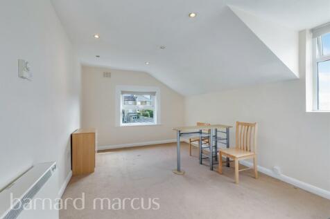 Studio flat for sale