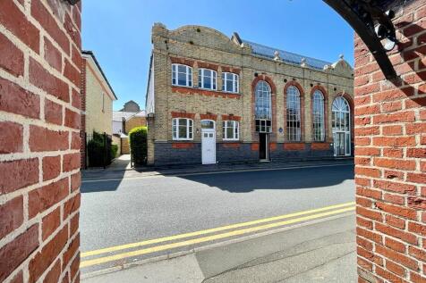1 bedroom flat for sale