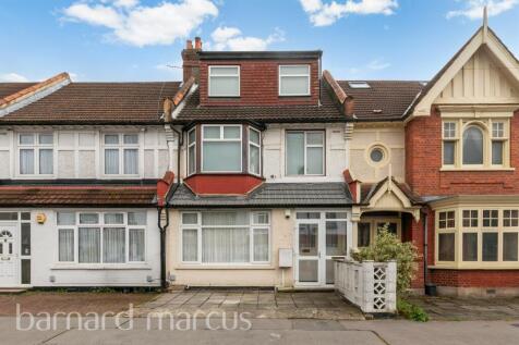 2 bedroom ground floor flat for sale