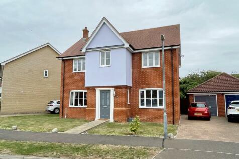 4 bedroom detached house for sale