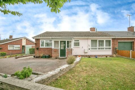 2 bedroom semi-detached bungalow for sale