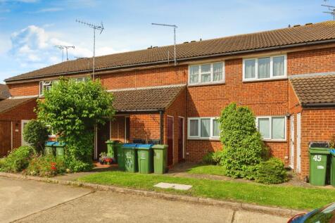 1 bedroom maisonette for sale