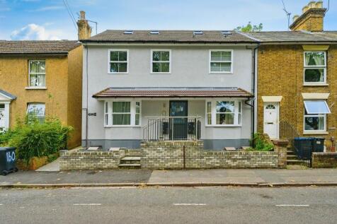 2 bedroom maisonette for sale
